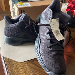 Adidas madbounce basketball sneakers